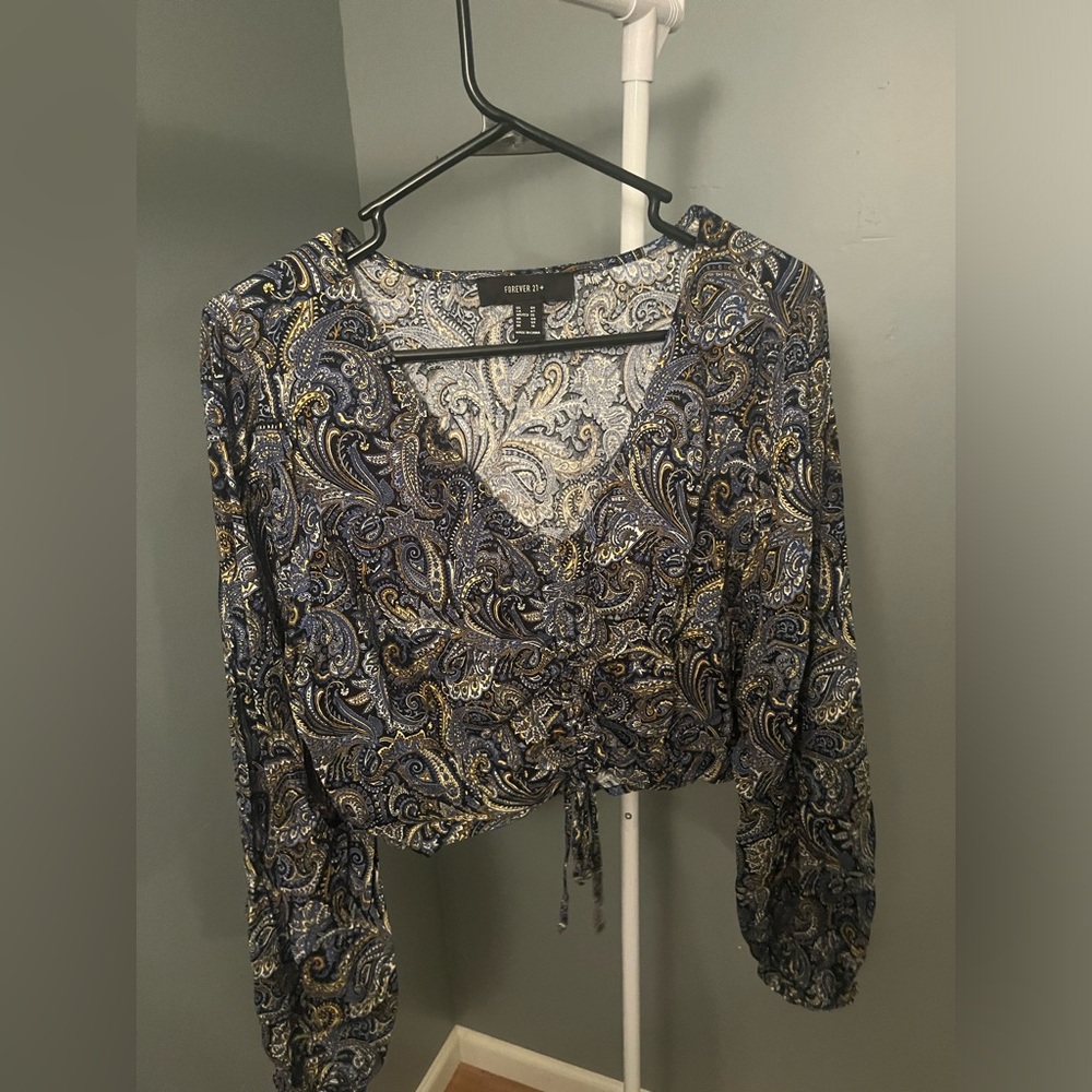 Forever 21 tie scrunch blouse women’s